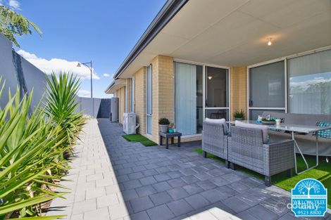 Property photo of 53 Bristlebird Approach Baldivis WA 6171