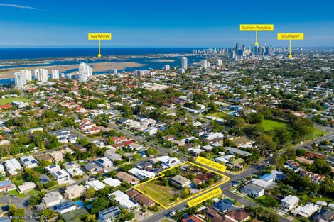 54 Broad St, Labrador, QLD 4215