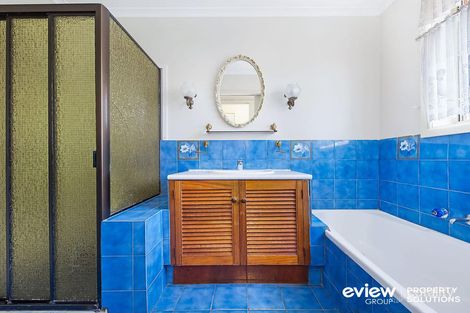 Property photo of 15 Bittern Drive Endeavour Hills VIC 3802