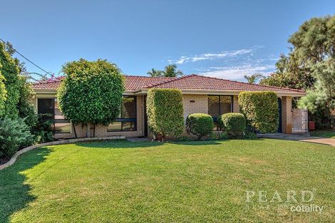 30 Kopai Cres, Waikiki, WA 6169