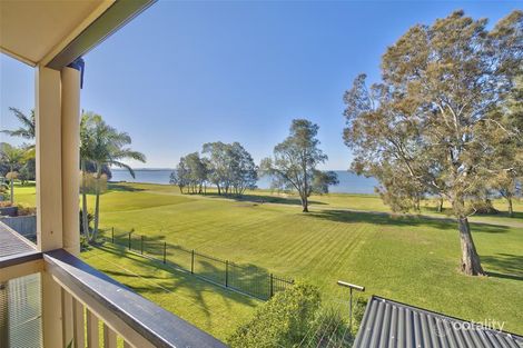 19 Hinemoa Ave, Killarney Vale, NSW 2261
