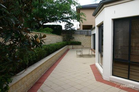 Property photo of 2 Laird Court Macquarie Links NSW 2565