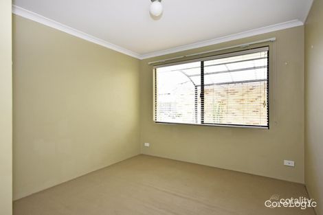 Property photo of 41 Centre Circle Ellenbrook WA 6069