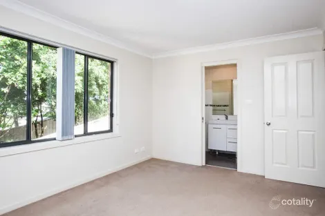 Property photo of 2/70 Robertson Street Coniston NSW 2500