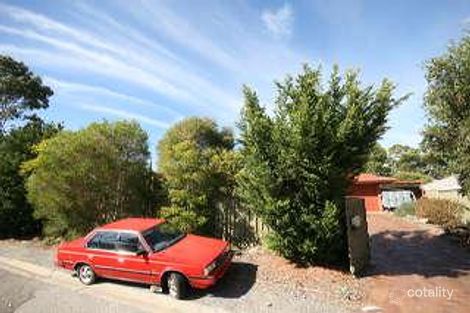 8 Hanley Ct, Happy Valley, SA 5159