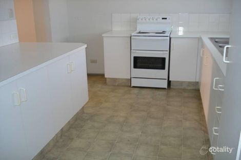 Property photo of 1/142 Whiting Street Labrador QLD 4215