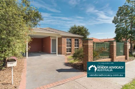 77 Greenwood Dr, Carrum Downs, VIC 3201