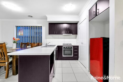 Property photo of 5 Bondi Parade Point Cook VIC 3030
