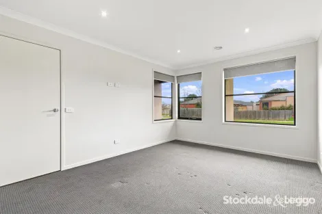Property photo of 6 Mountain Grey Circuit Morwell VIC 3840