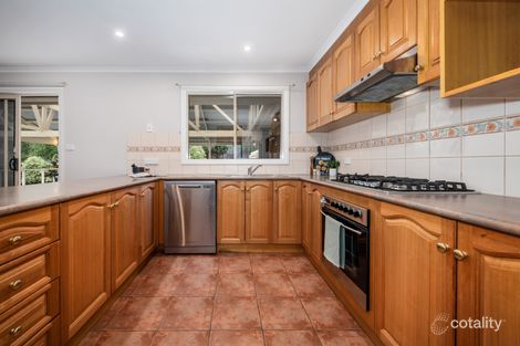 Property photo of 17 Pinelea Grove Gisborne VIC 3437