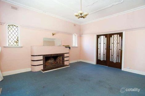 Property photo of 12 Glenbervie Road Strathmore VIC 3041