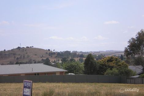 Property photo of 19 Piggott Place Blayney NSW 2799