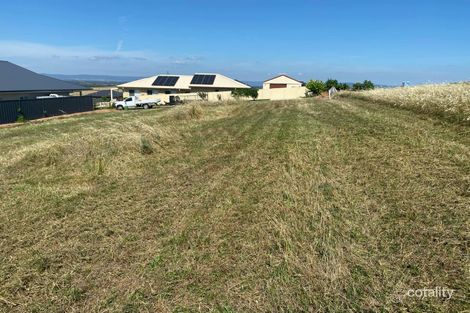 19 Pinot St, Cowra, NSW 2794