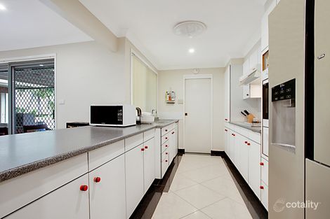 Property photo of 11 Bianca Place Rosemeadow NSW 2560