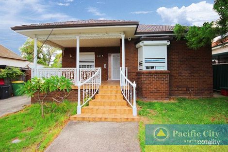 Property photo of 70 Cardigan Road Greenacre NSW 2190