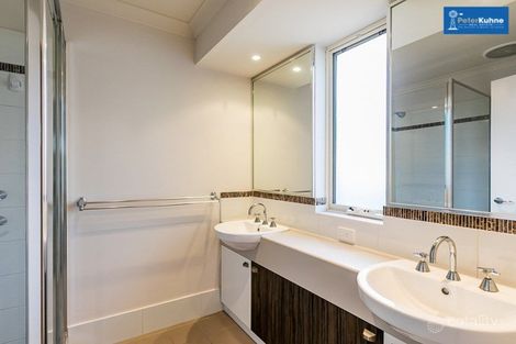 Property photo of 4/2 Dunkley Place Bayswater WA 6053