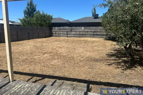 Property photo of 2 Belmar Street Cranbourne VIC 3977