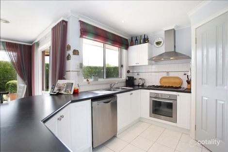 Property photo of 16 Rebecca Mac Court Hallam VIC 3803