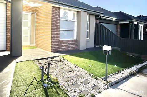 Property photo of 3 Sidon Circuit Tarneit VIC 3029