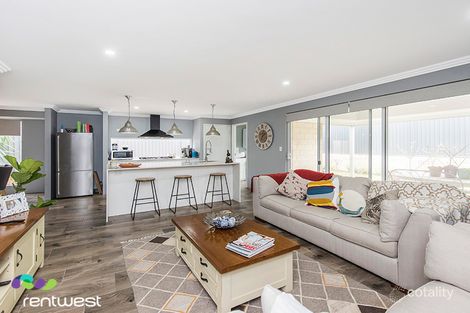 13 Spindle Gr, Jindalee, WA 6036