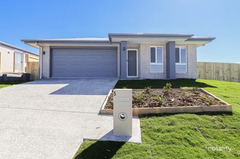 5 BLACKBRAES CT, NEW AUCKLAND, QLD 4680