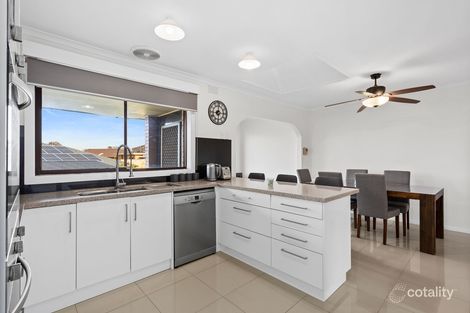 Property photo of 51 Wolverton Drive Gladstone Park VIC 3043