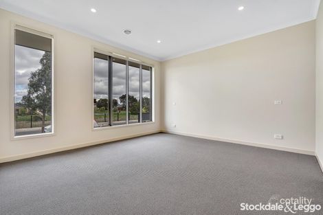 29 Andaman Dr, Craigieburn, VIC 3064