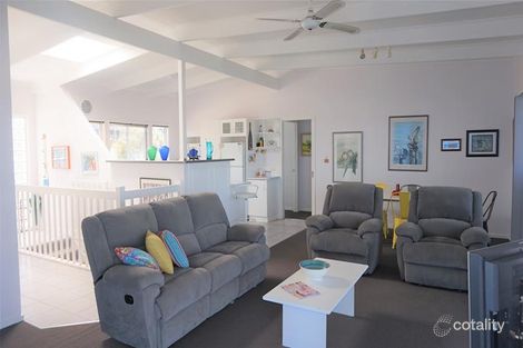 Property photo of 31 Marina Drive Loch Sport VIC 3851
