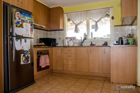 Property photo of 3 Aycliffe Drive Deer Park VIC 3023