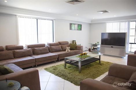 39 Narellan Cres, Bonnyrigg Heights, NSW 2177