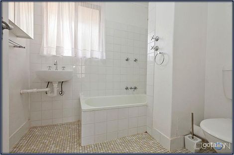 Property photo of 3/3-5 Walsh Place Curtin ACT 2605