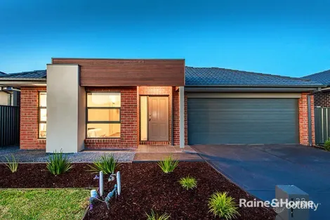 Property photo of 38 Quattro Avenue Cranbourne East VIC 3977