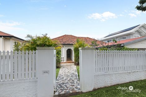 Property photo of 10 Highcrest Avenue Wavell Heights QLD 4012