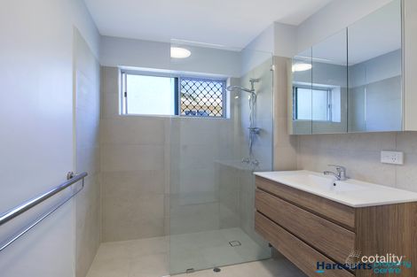 Property photo of 2/34 Miles Street Hawthorne QLD 4171