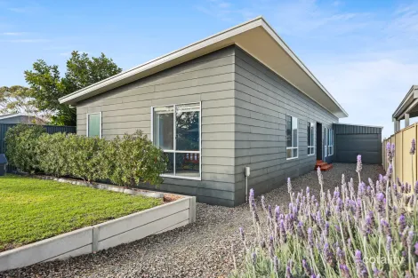 32 Mcdonald St, Hayborough, SA 5211