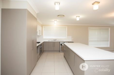 Property photo of 9 Capital Terrace Bolwarra Heights NSW 2320