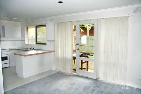 Property photo of 14 Ainsleigh Court Cranbourne VIC 3977