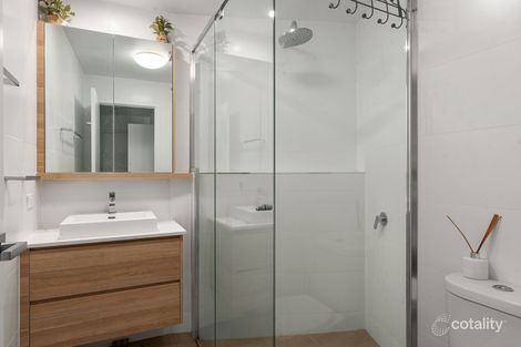 202/13-15 Rawlinson St, Murarrie, QLD 4172