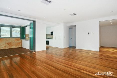 Property photo of 102/172-174 Russell Avenue Dolls Point NSW 2219