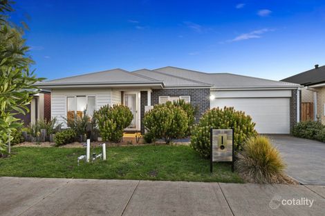 Property photo of 30 Golden Wattle Drive Mount Duneed VIC 3217