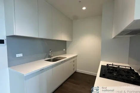710/34 Mason St, Dandenong, VIC 3175