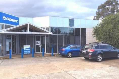 17 Anzac Rd, Tuggerah, NSW 2259