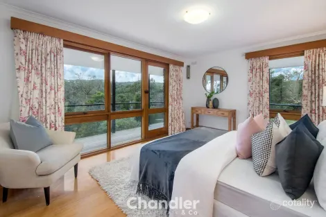 Property photo of 18 Waratah Avenue Selby VIC 3159