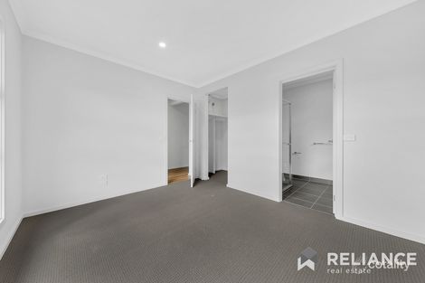 Property photo of 194 Waterhaven Boulevard Point Cook VIC 3030
