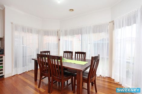 Property photo of 20 St Georges Avenue Caroline Springs VIC 3023