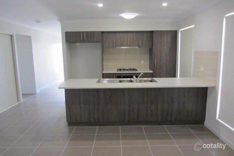 Property photo of 6 Grasstrail Street Andergrove QLD 4740