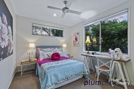 Property photo of 136 Hawken Drive St Lucia QLD 4067