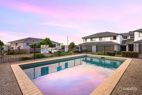 Property photo of 27/31 Somerset Place Parkinson QLD 4115