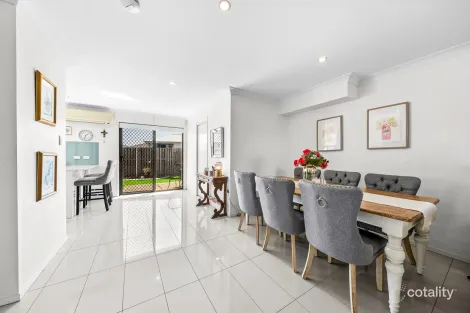 Property photo of 27/31 Somerset Place Parkinson QLD 4115