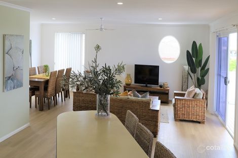 1/7 Convent Lane, Yamba, NSW 2464
